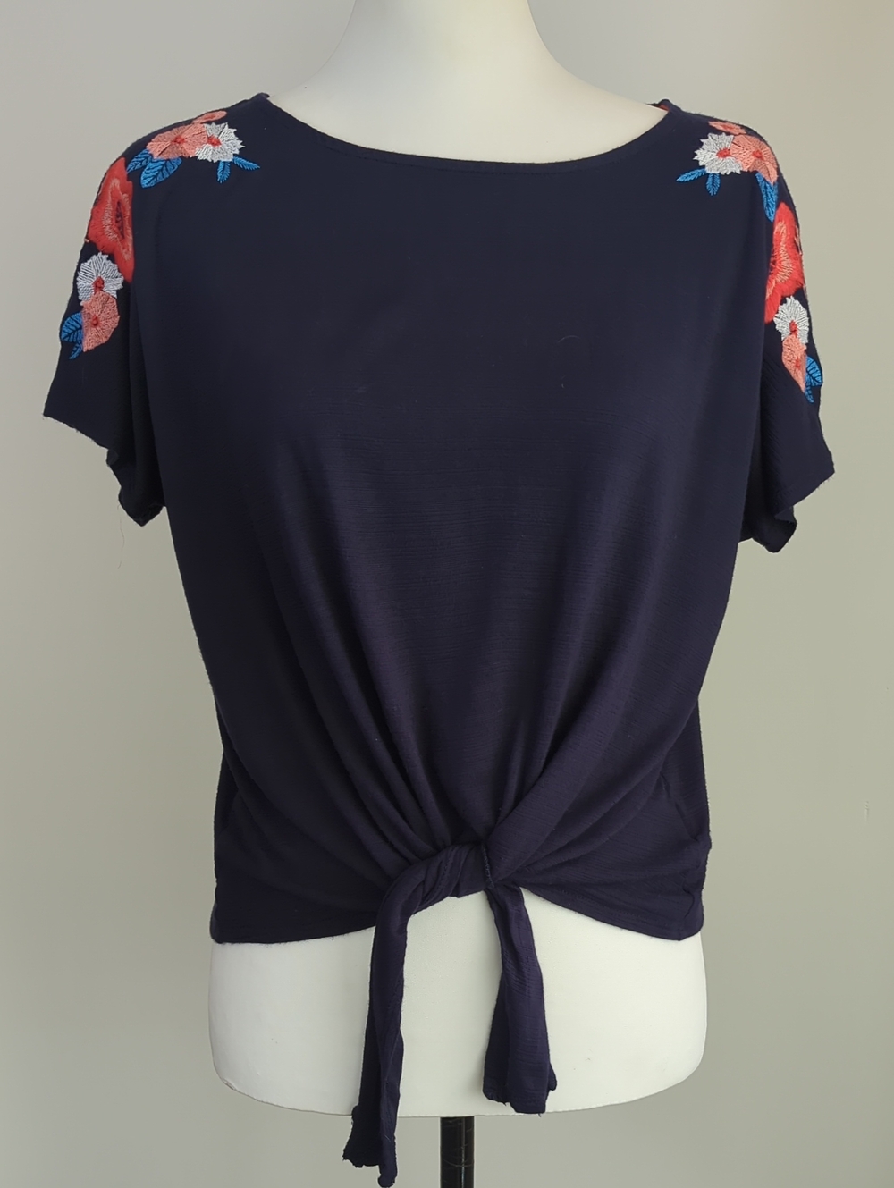 W5 Concepts Floral Embroidered Shoulder Tie-Front Top Navy Blue Boho SMALL